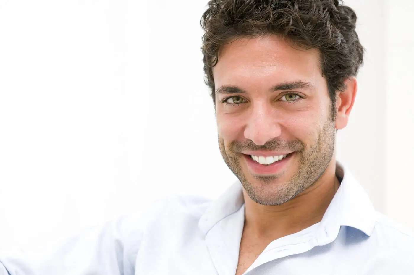 Read more about the article Navigating the Hair Transplant Recovery Timeline